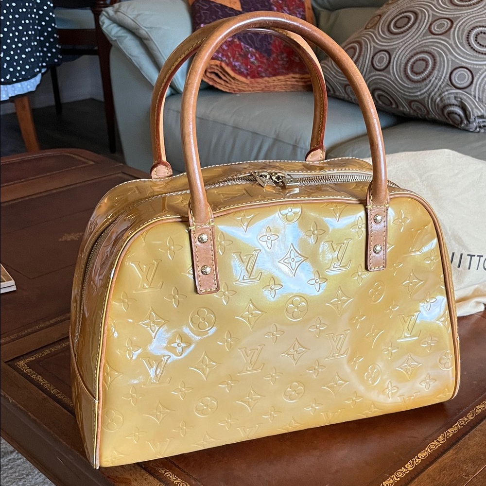Louis Vuitton Vernis Monogram Tompkins Bag - Picture 2 of 16